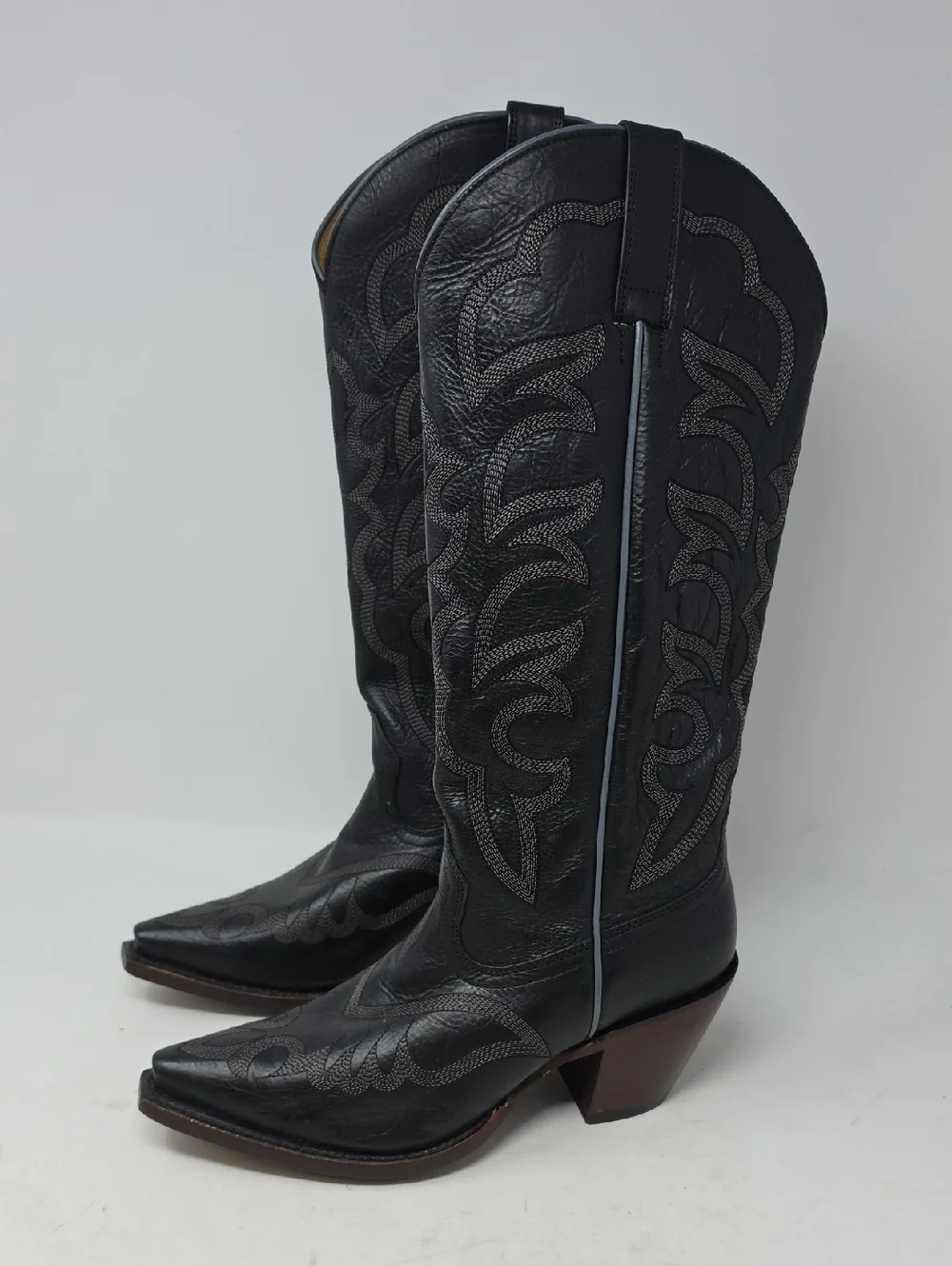 Shyanne Women's High Desert Western Boots - Snip Toe Size 9